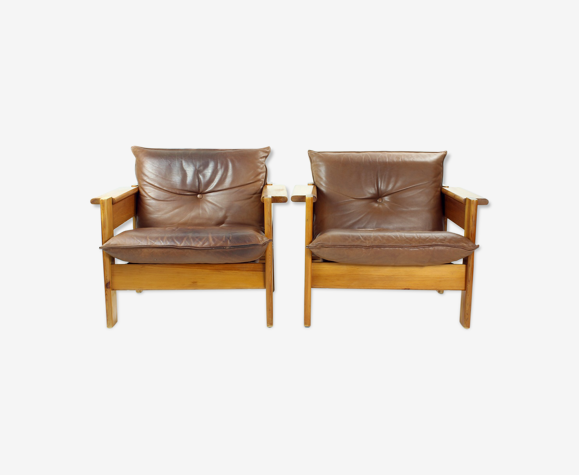 Lounge chairs in leather and wood, czechoslovakia 1970s, set of 2