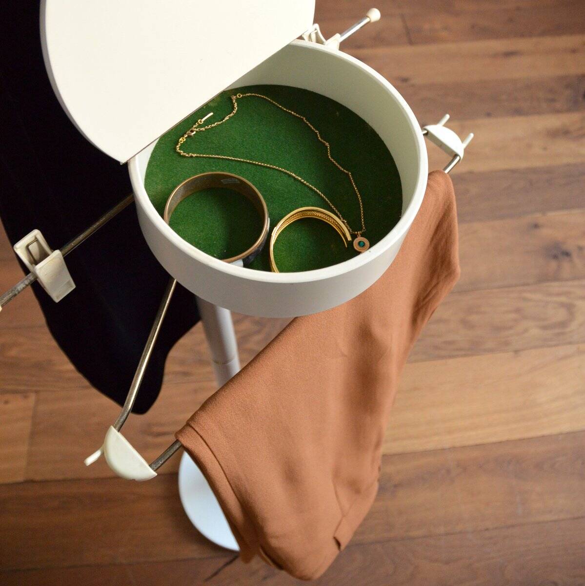Valet / clothes rack with jewelry box 1960s