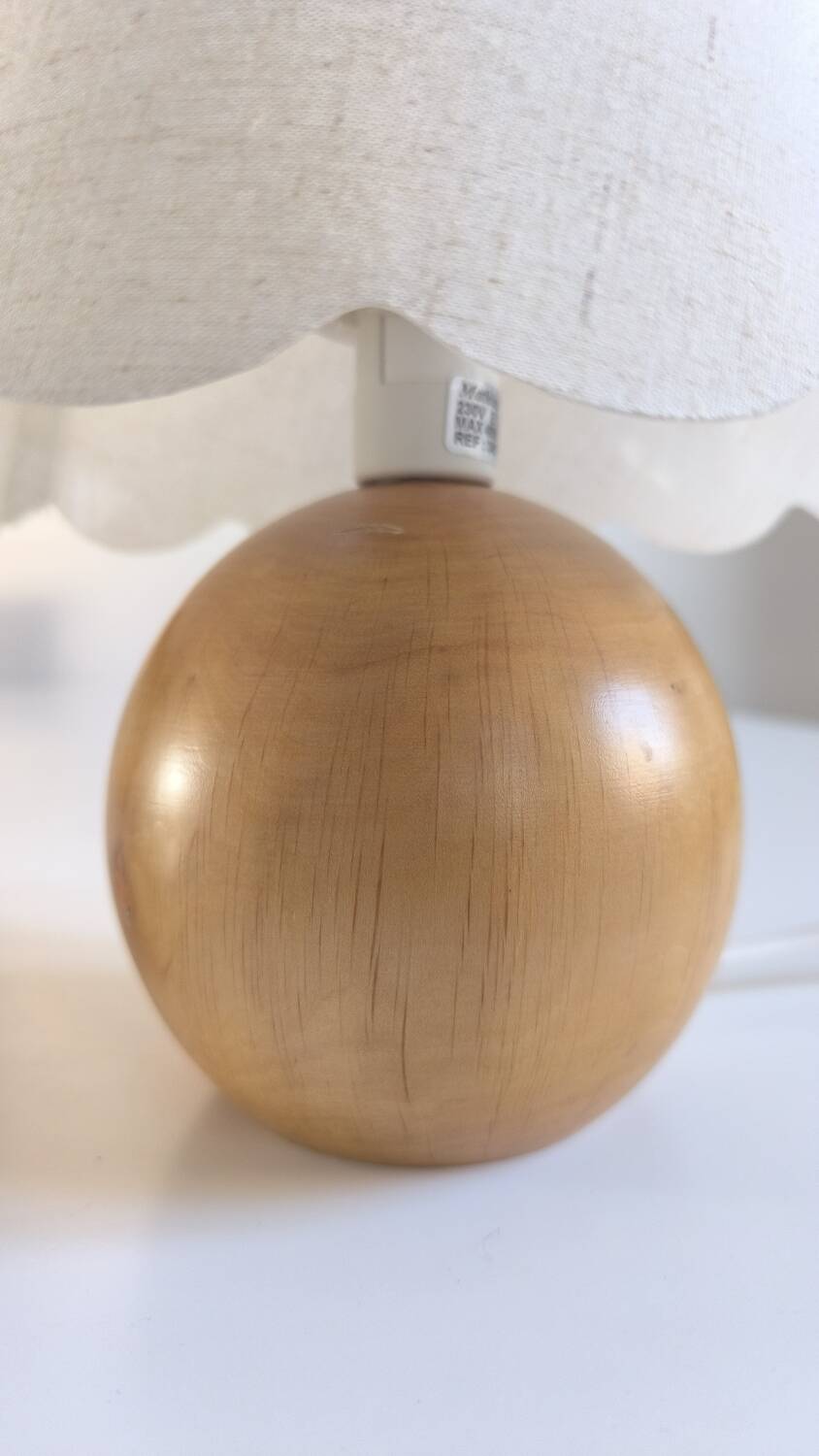 Wooden ball lamp