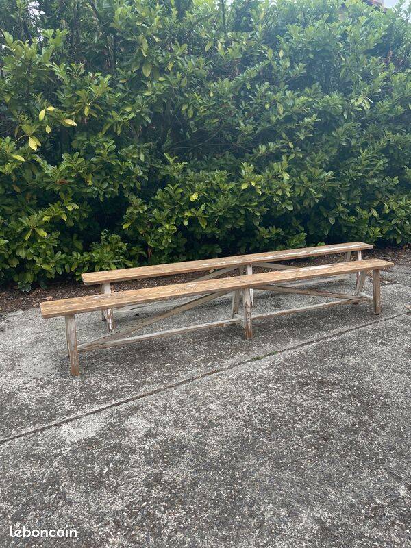Wooden benches - 3m