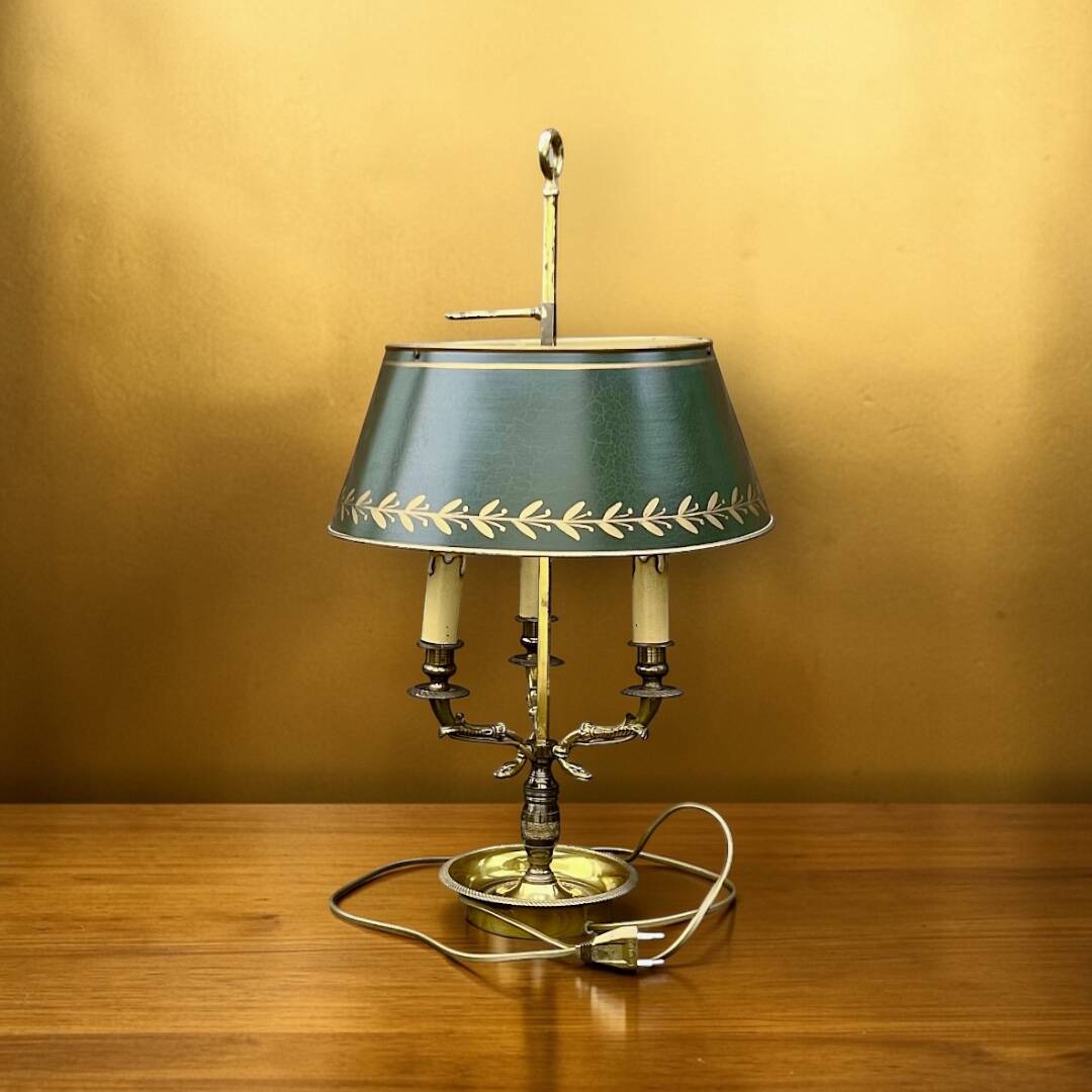 Three-light bouillotte lamp – Empire style – gilded brass