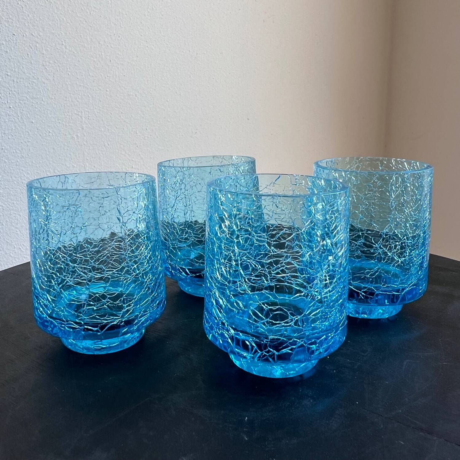 Set of 4 vintage azure blue crackled glass vases – ref. 7239
