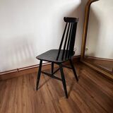 Black fanett type chair