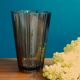 Vase en verre fumé