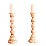Lustres en bois dépouillés. Bougeoir en bois. Chandeliers.