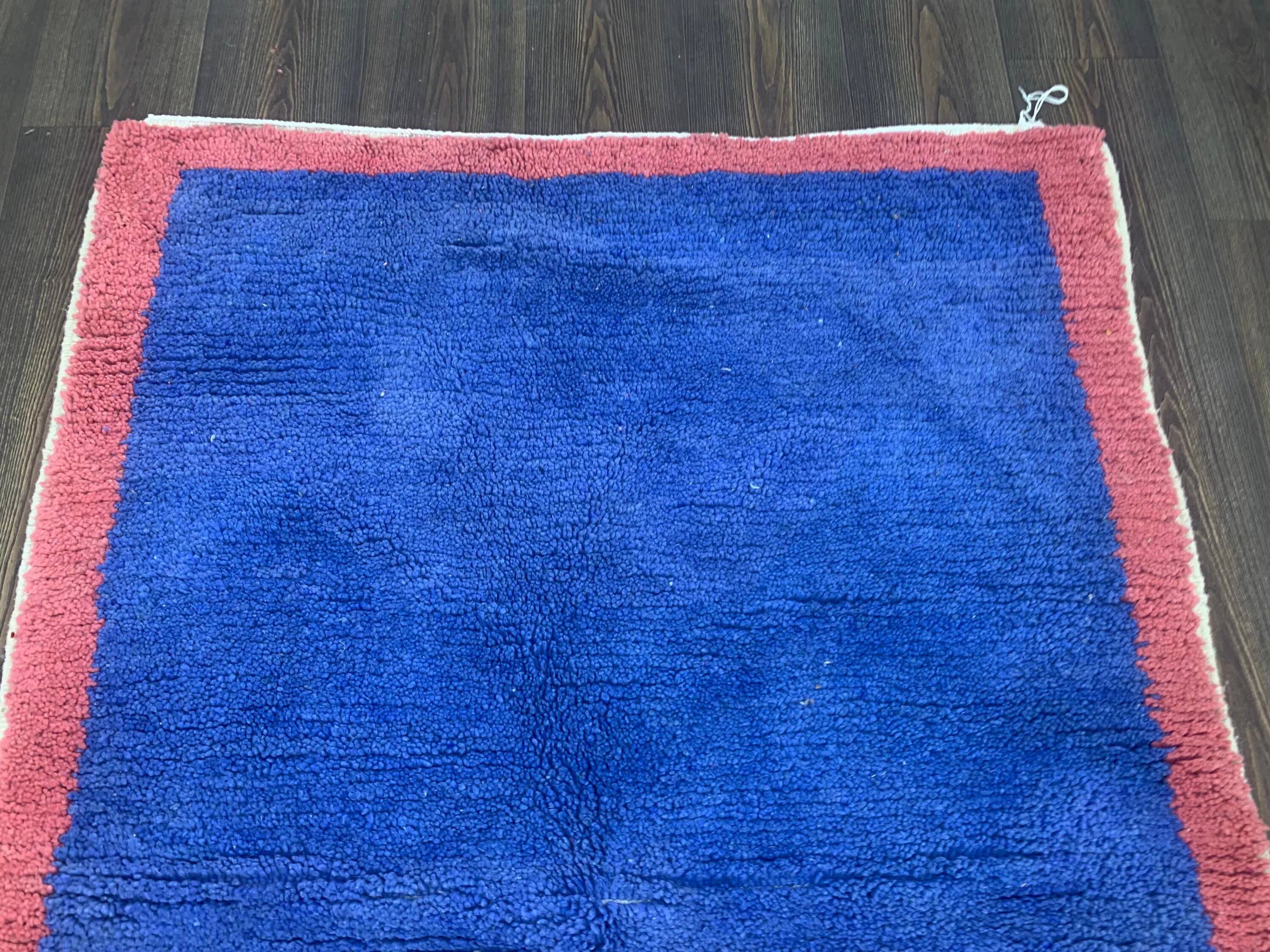 Moroccan rug made of natural wool, handmade, 3x2 m.