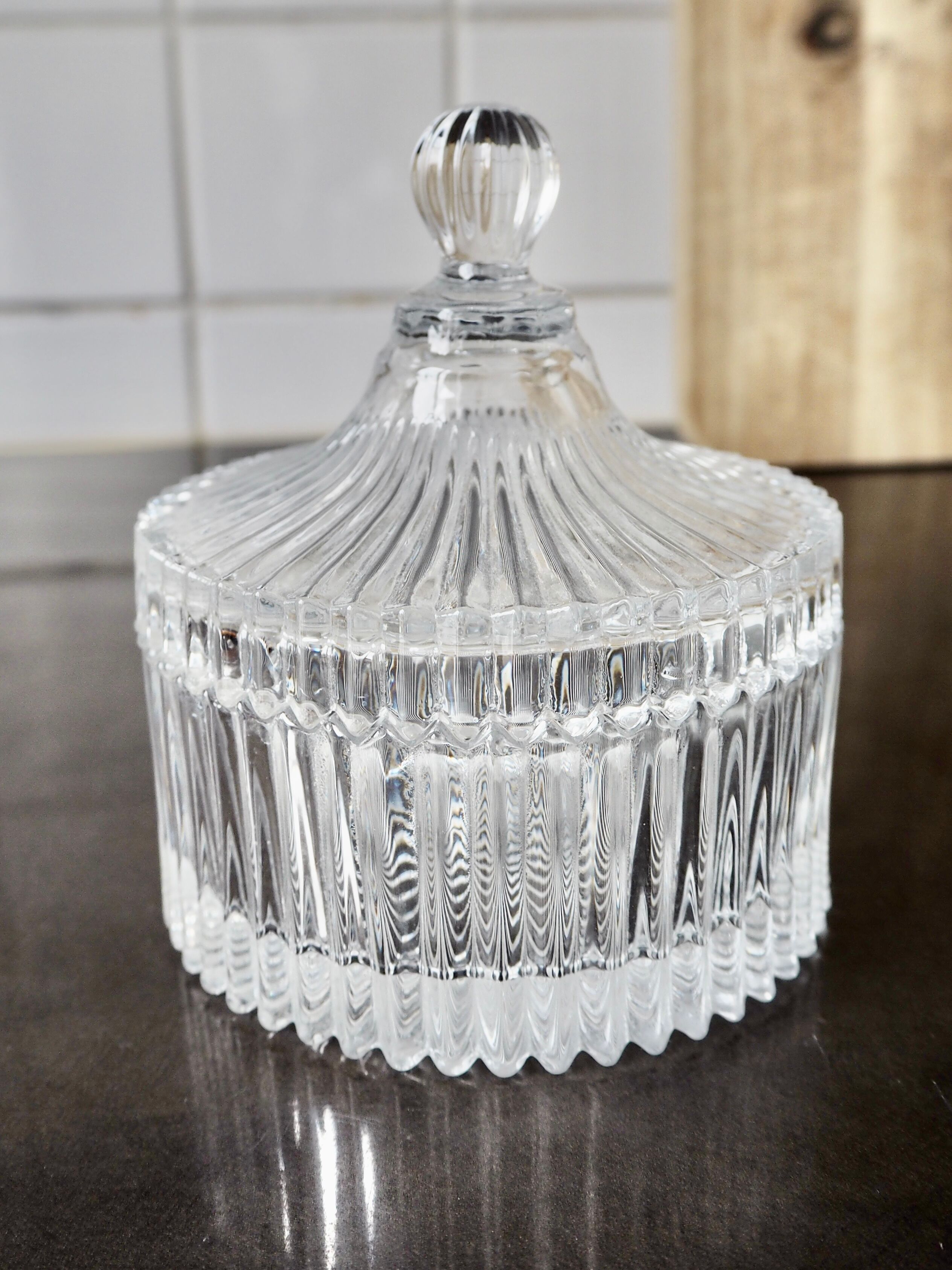 Glass candy maker