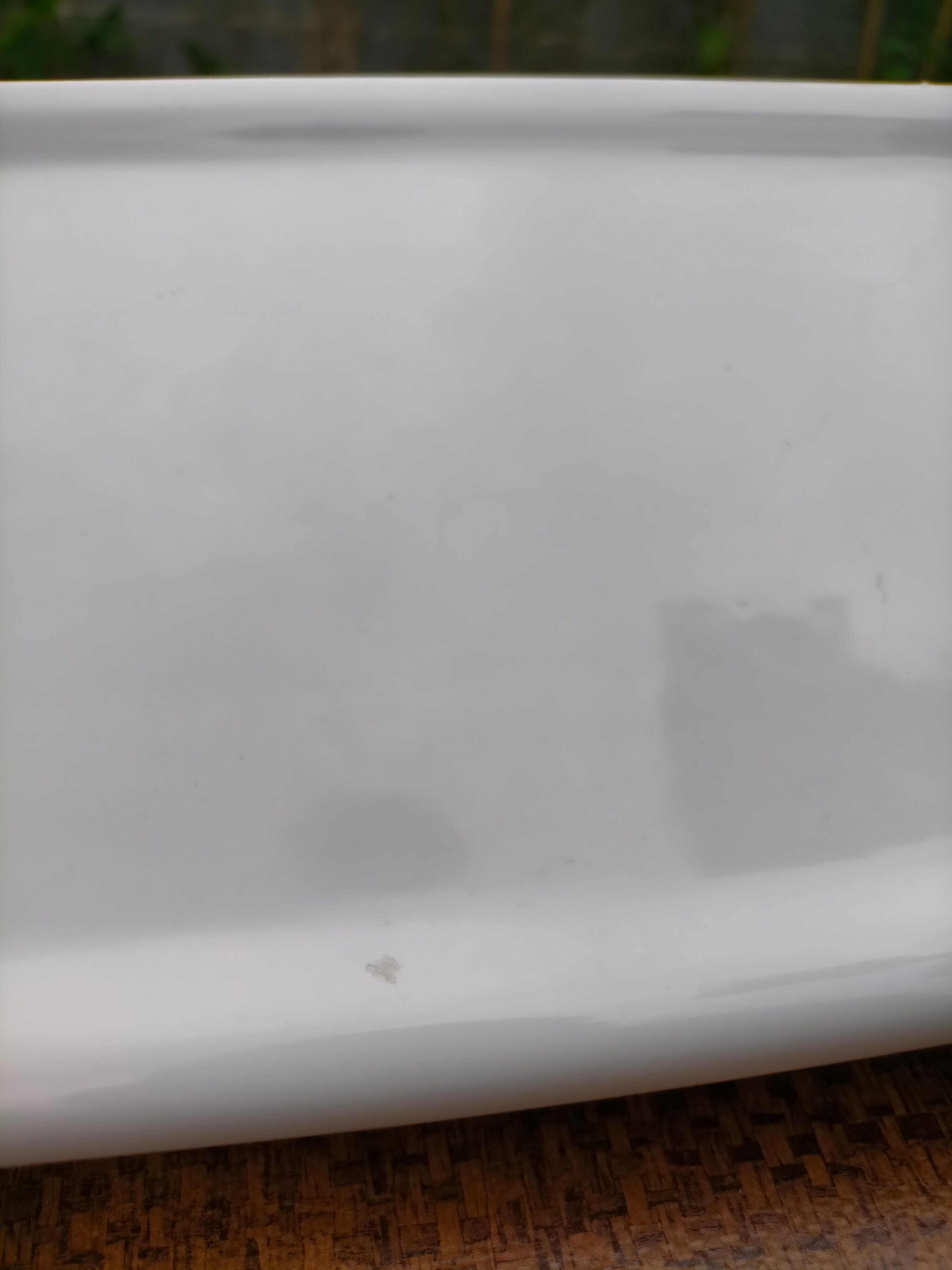 Bathroom shelf of the 30s in porcelain