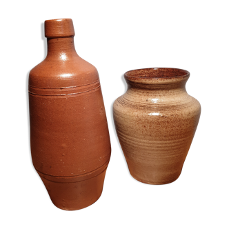 Duo bottle and vase in sandstone