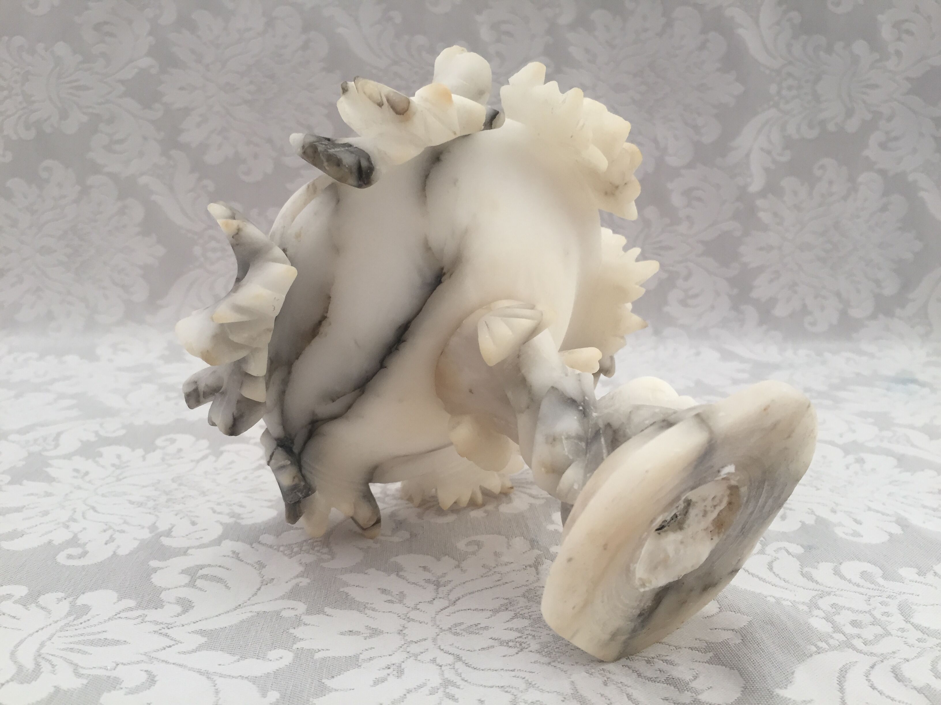 Coupe en albâtre sculptée epoque XlXème siècle