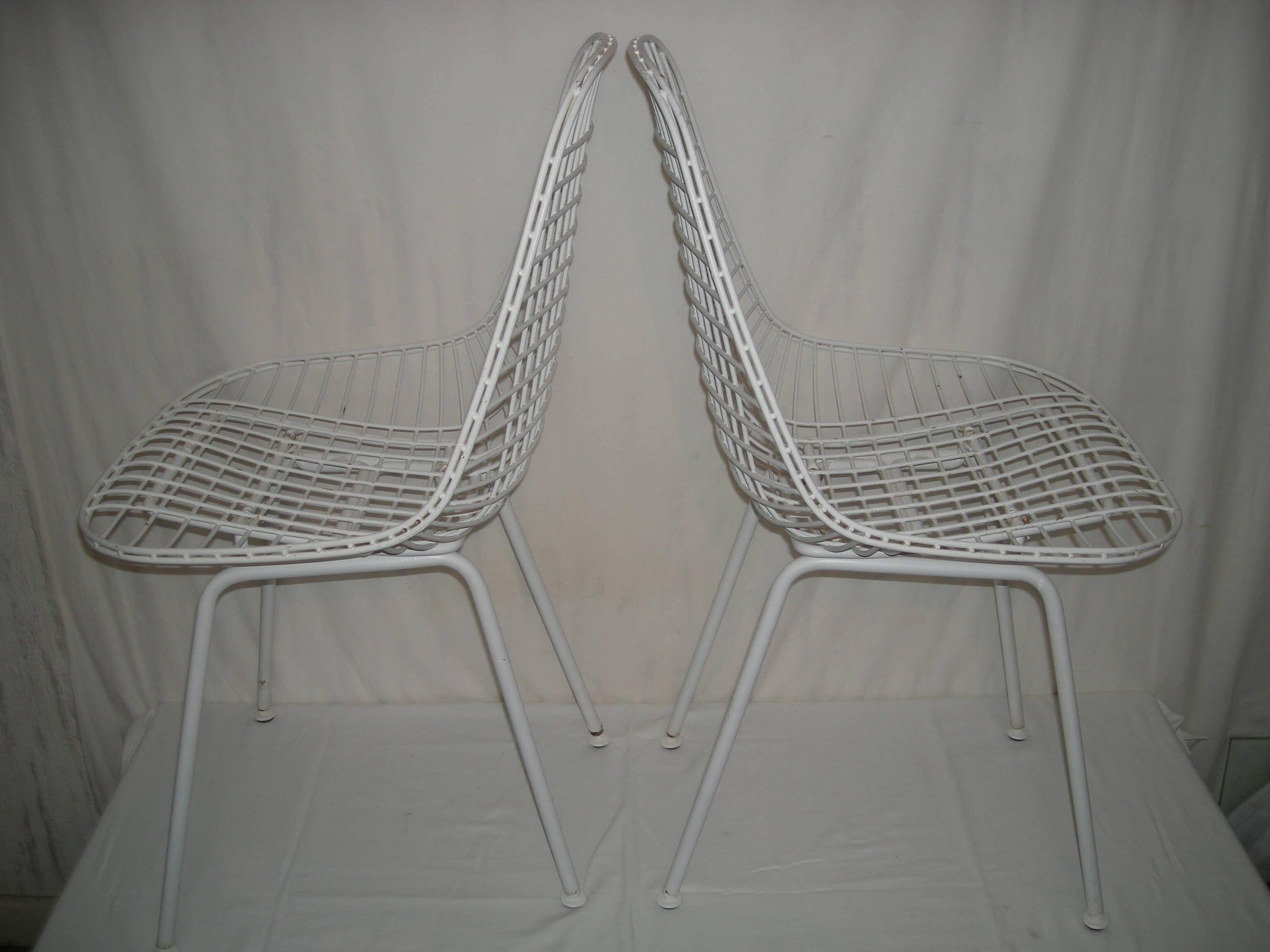 Paire de chaises Eames Wire DKX des années 50 - 60