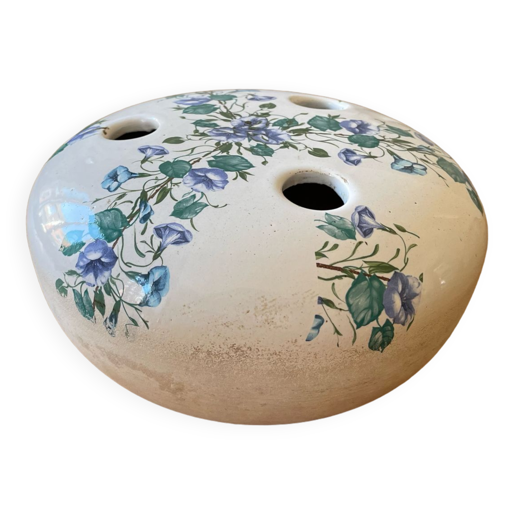 Ceramic flower pique