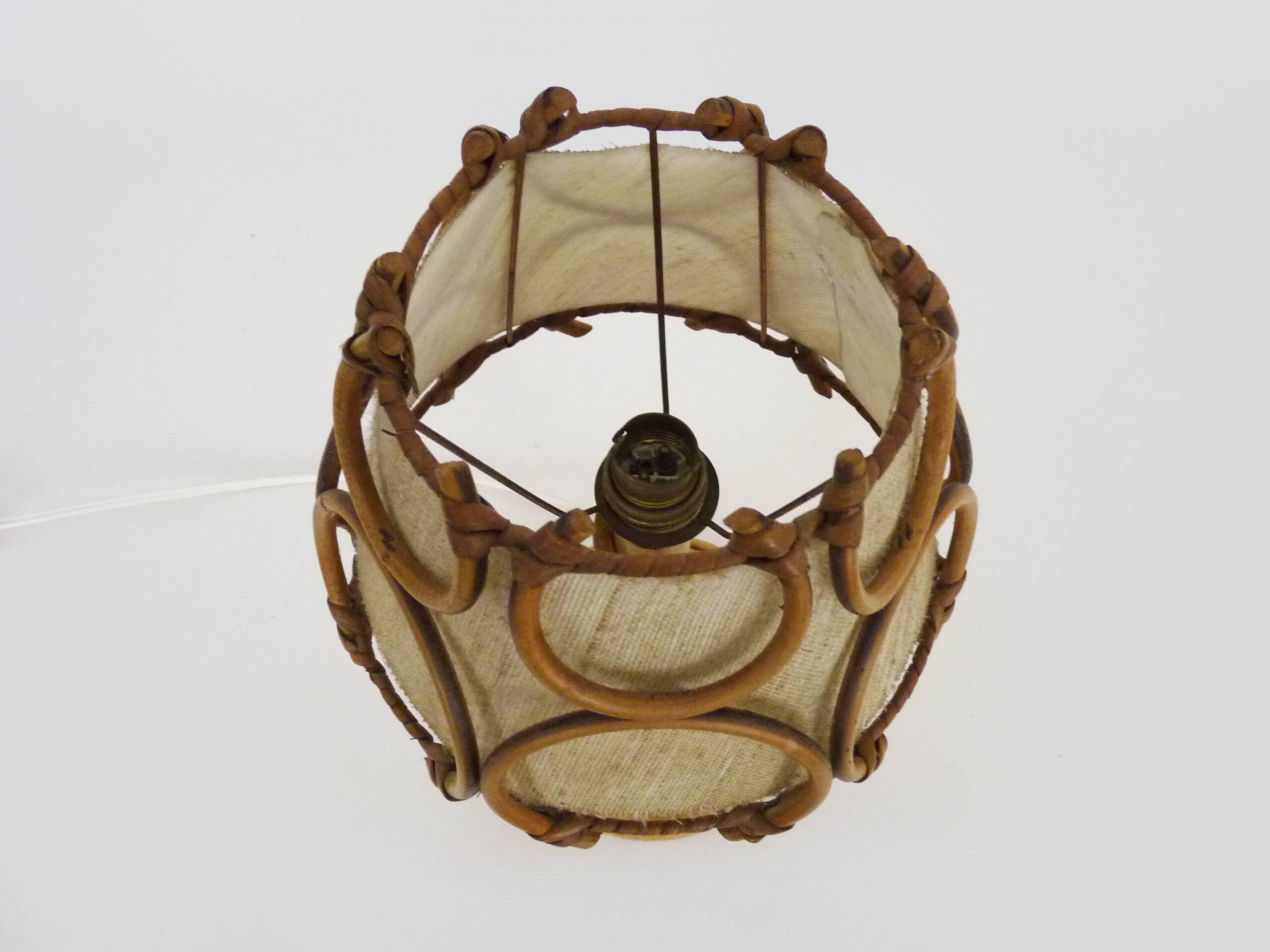 Bedside lamp, table lamp in rattan, bamboo Louis Sognot. 50s