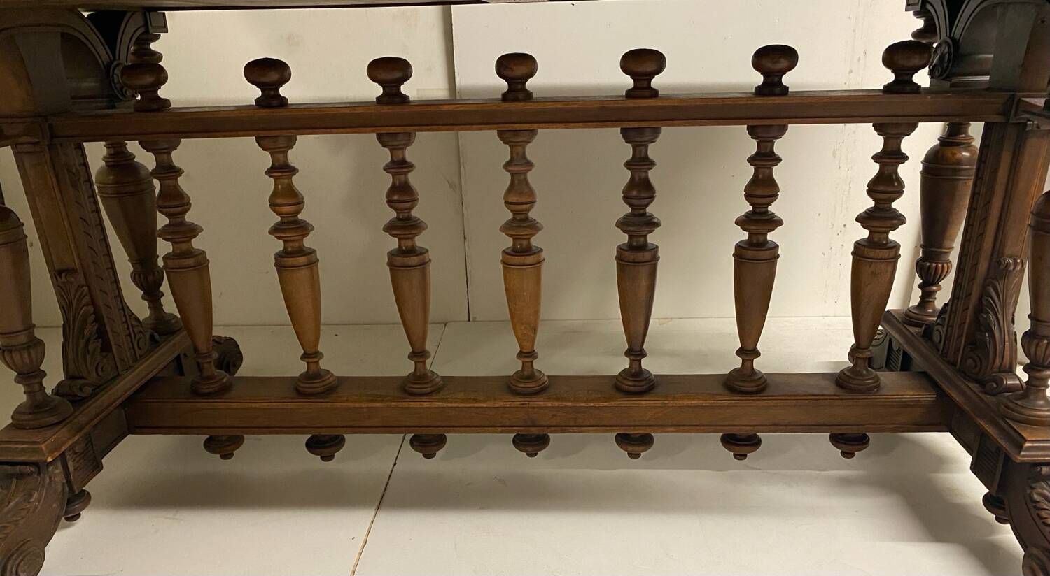 Henri II desk table