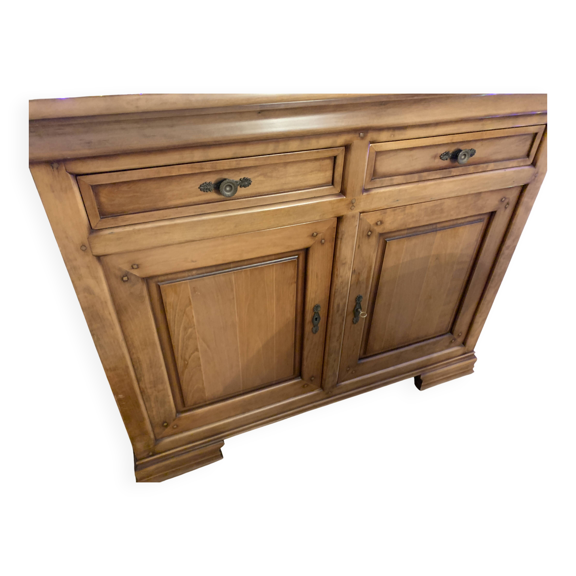 Wooden sideboard-style cabinet