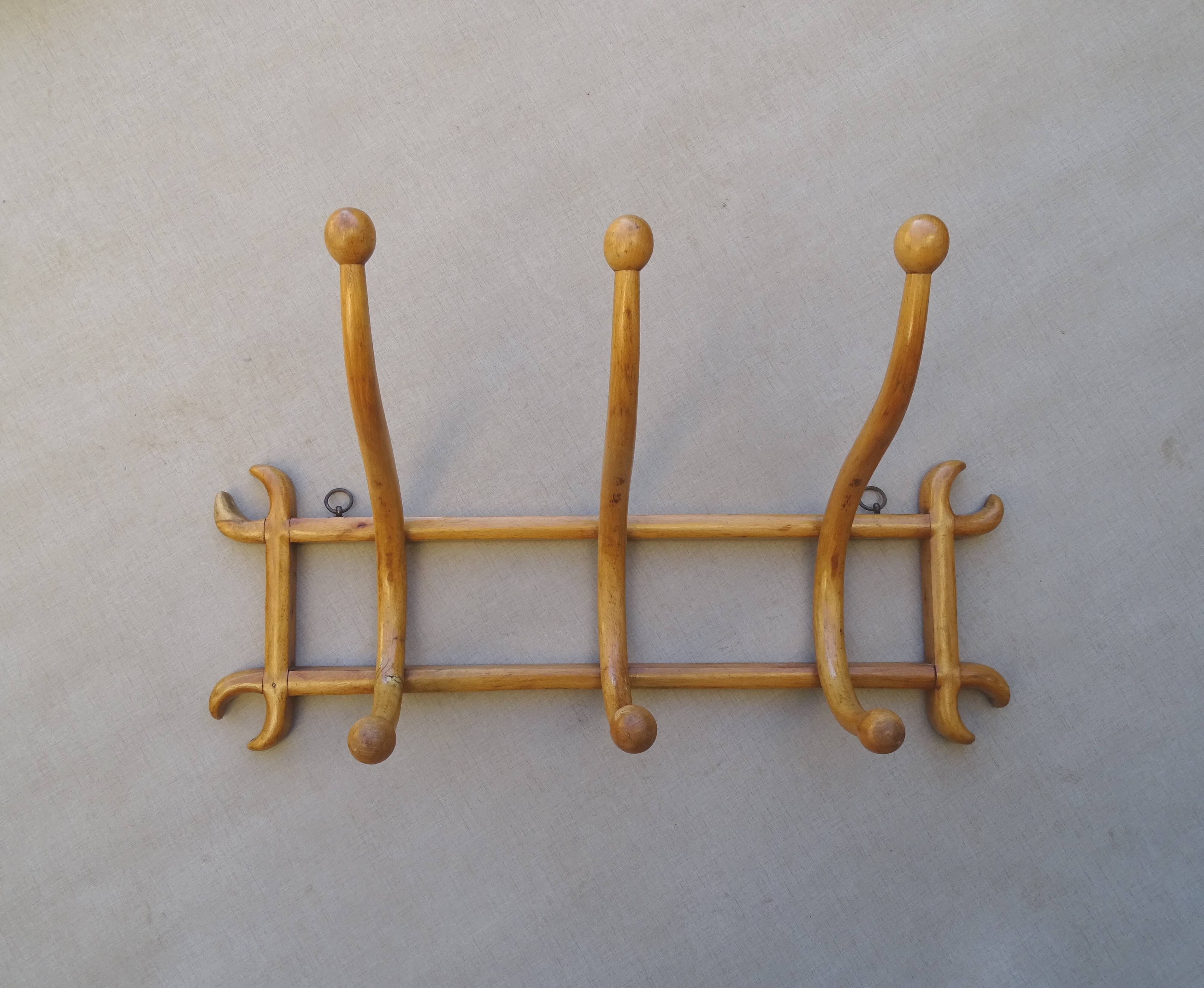 1890 Fischel, Bentwood blond 3-peg wall-mounted coat and hat rack