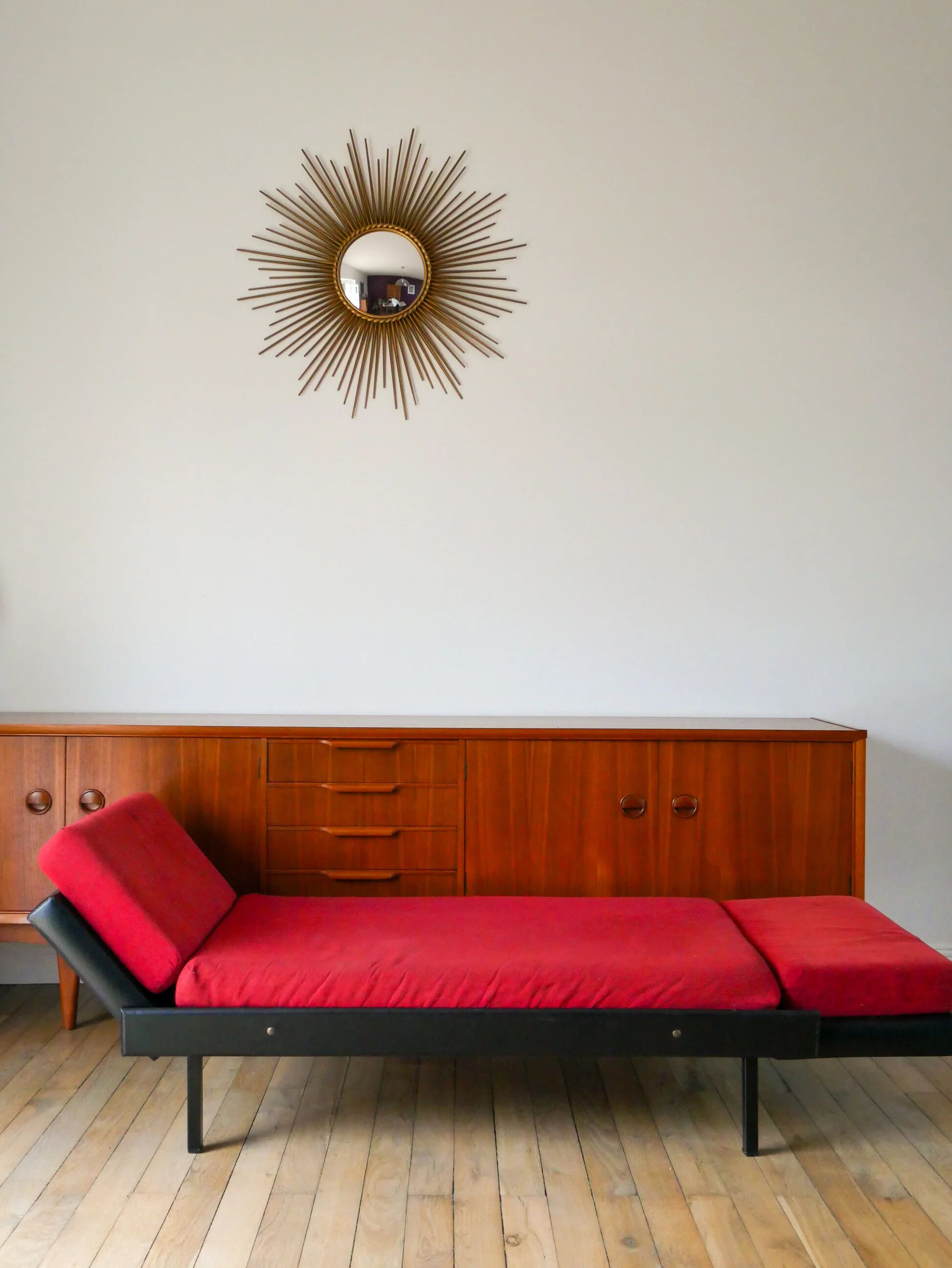 Day Bed sofa in skai, red mottled fabric and black metal 1950