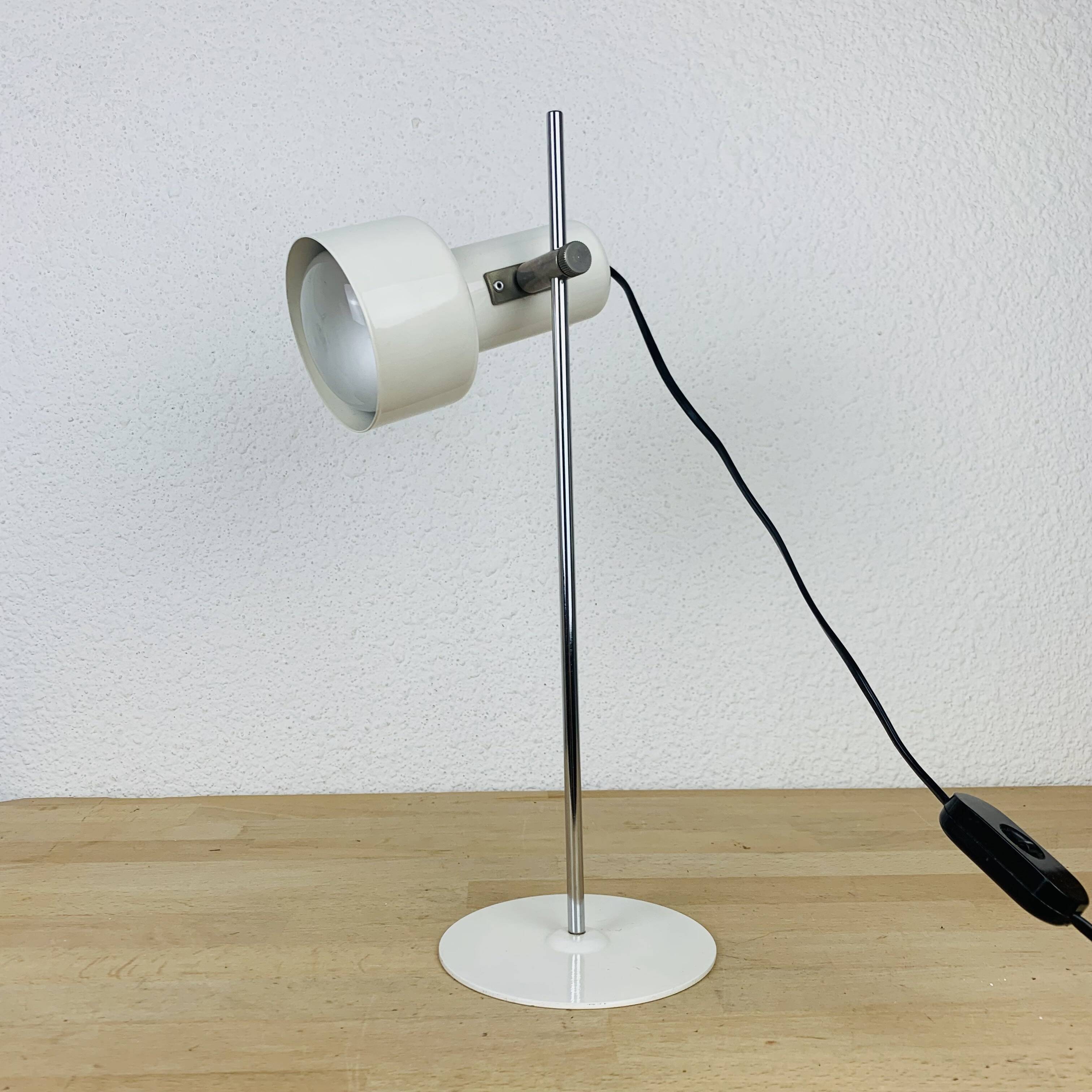 Lampe spot blanche et tige chromée, vintage