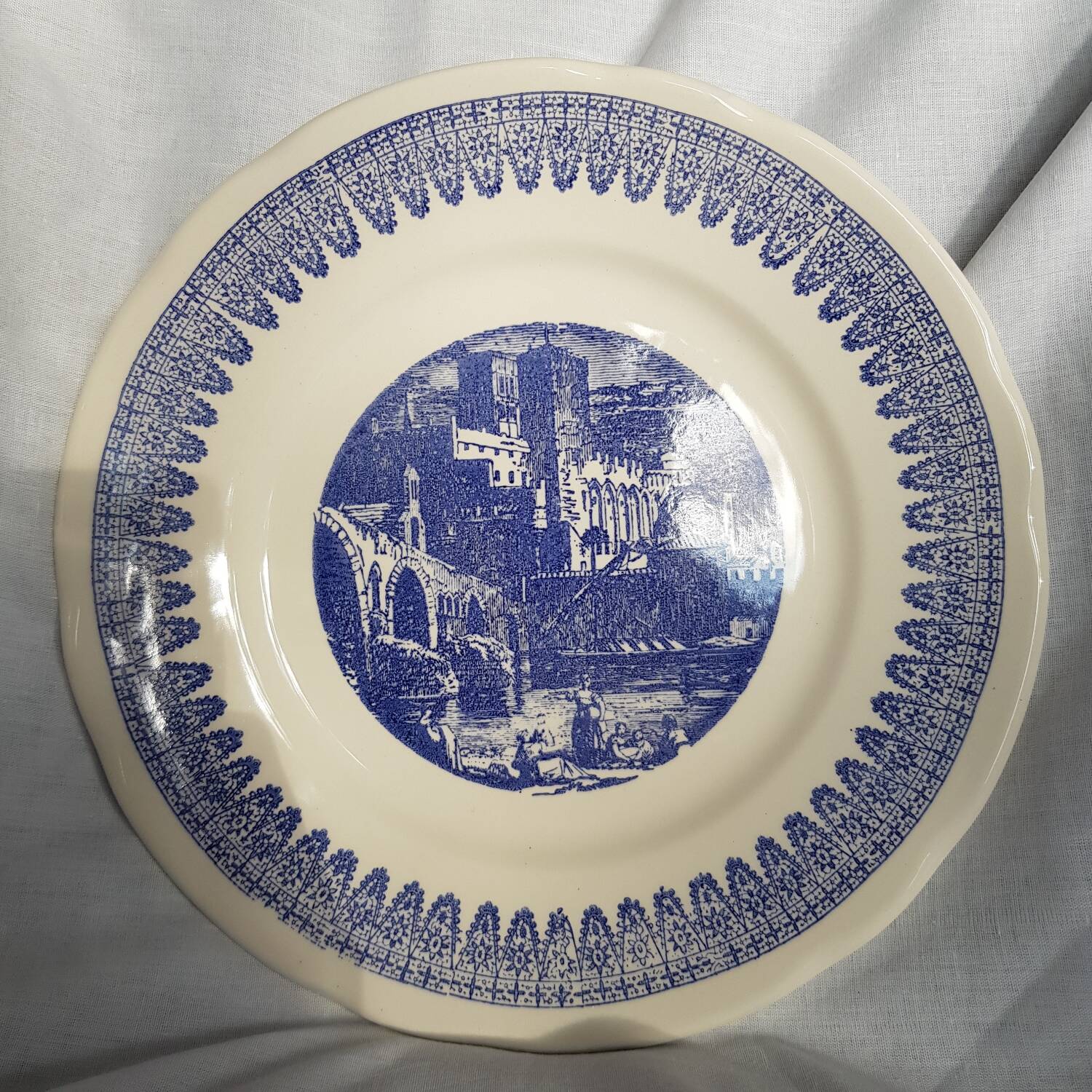 Ensemble de 2 assiettes à dîner en pierre de fer sous glaçure fabriquées en Italie