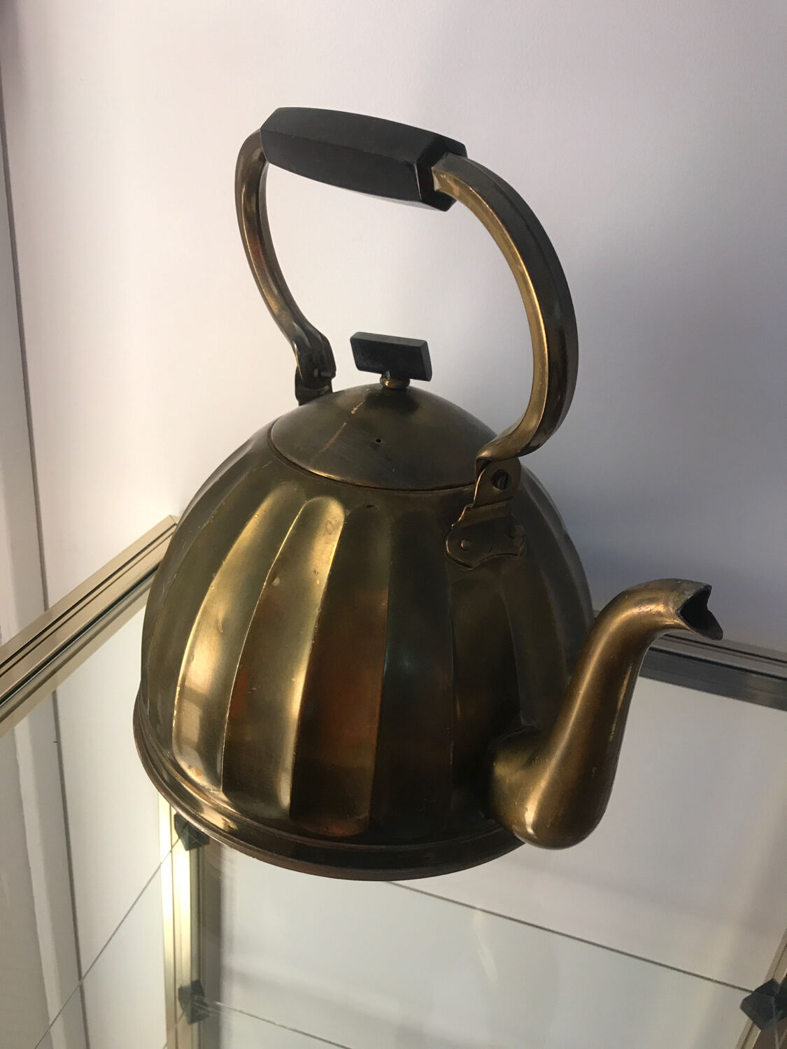 1930s kettle in red copper