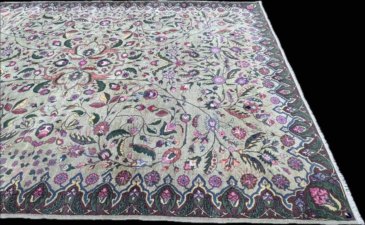 Kirman pistachio Persian rug 298x208 cm