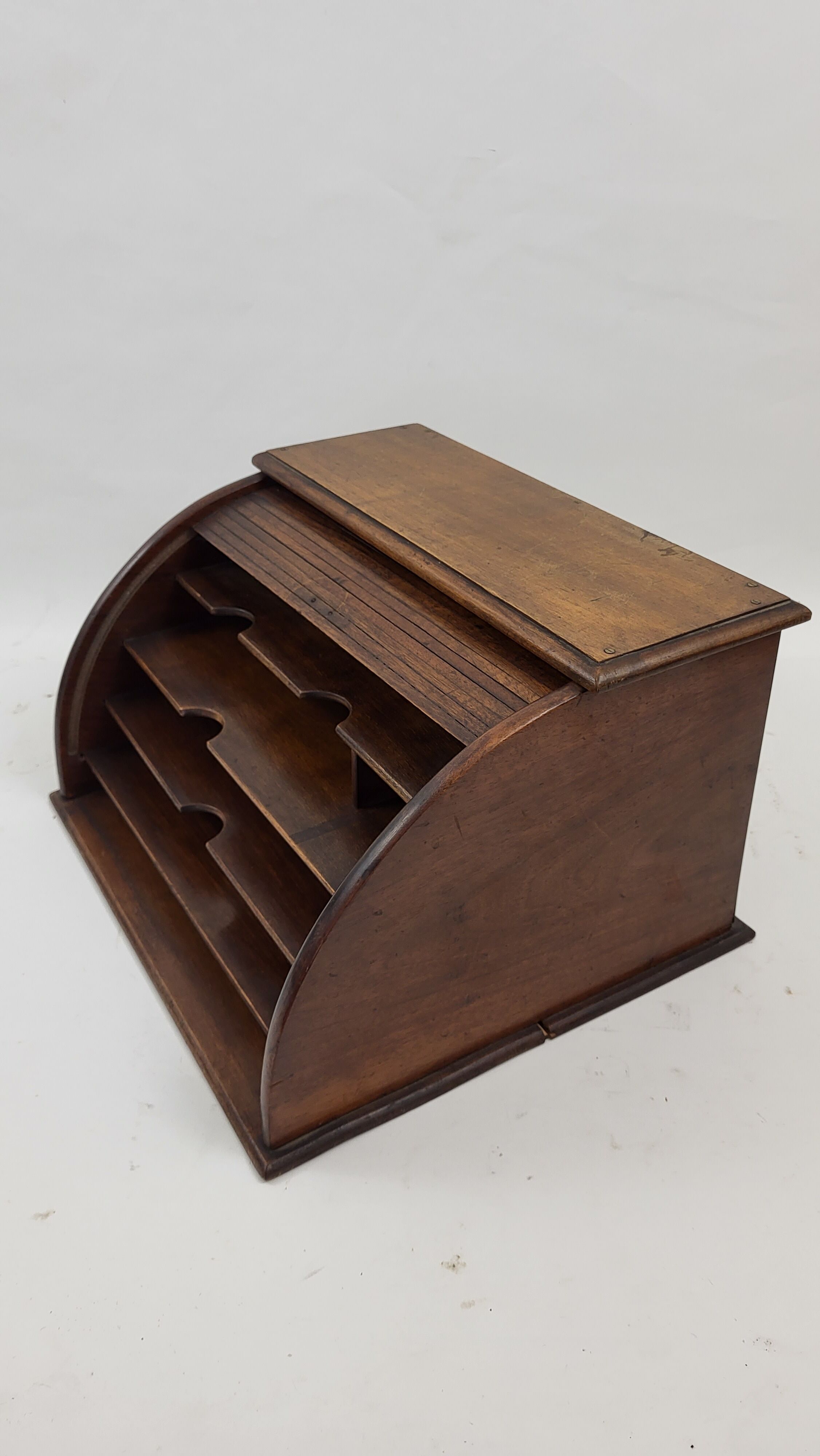 Wooden roller mail sorter binder