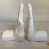 Pair of O-hand bookends