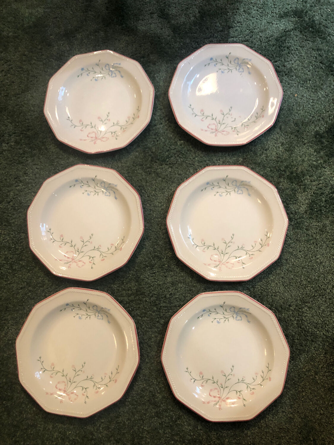 6 English Churchill plates