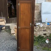 Armoire parisienne