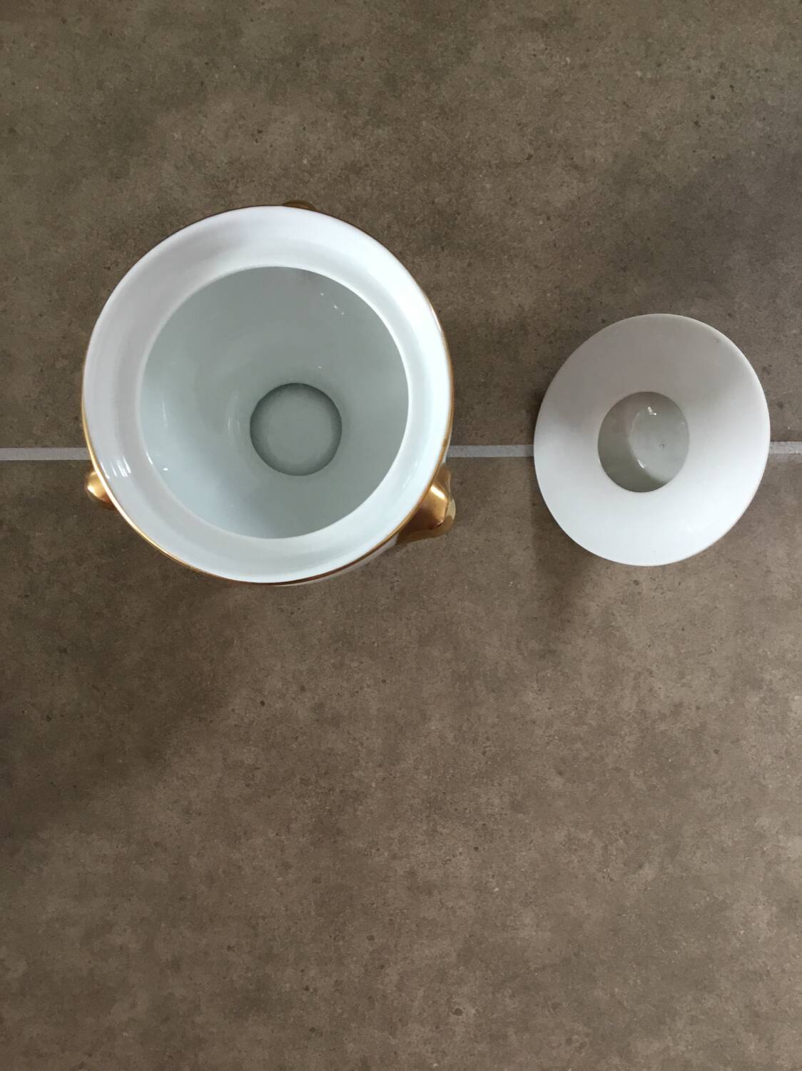 White porcelain covered pot