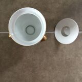 Pot couvert en porcelaine blanche