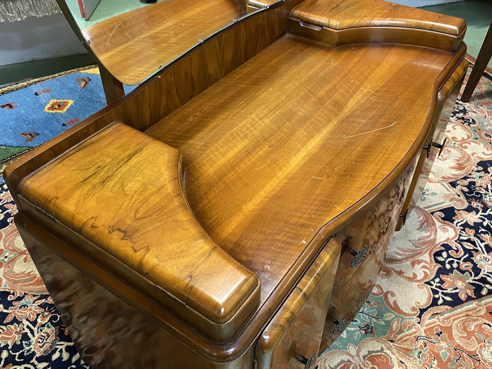 English Art Deco hairdresser in walnut magnifying glass