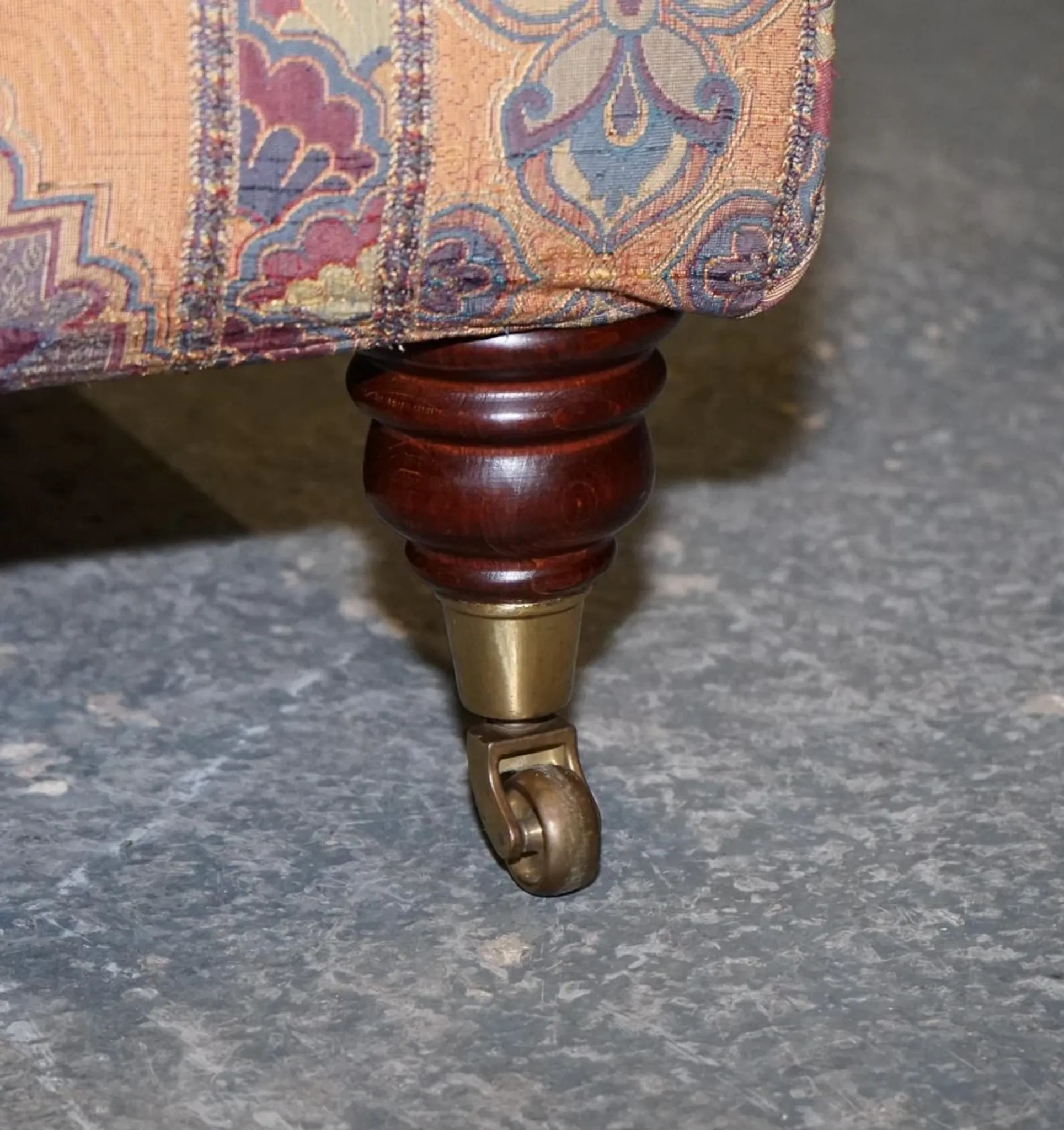 Multiyork Countryhouse Removable Fabric Armchair in the Howard Arm style