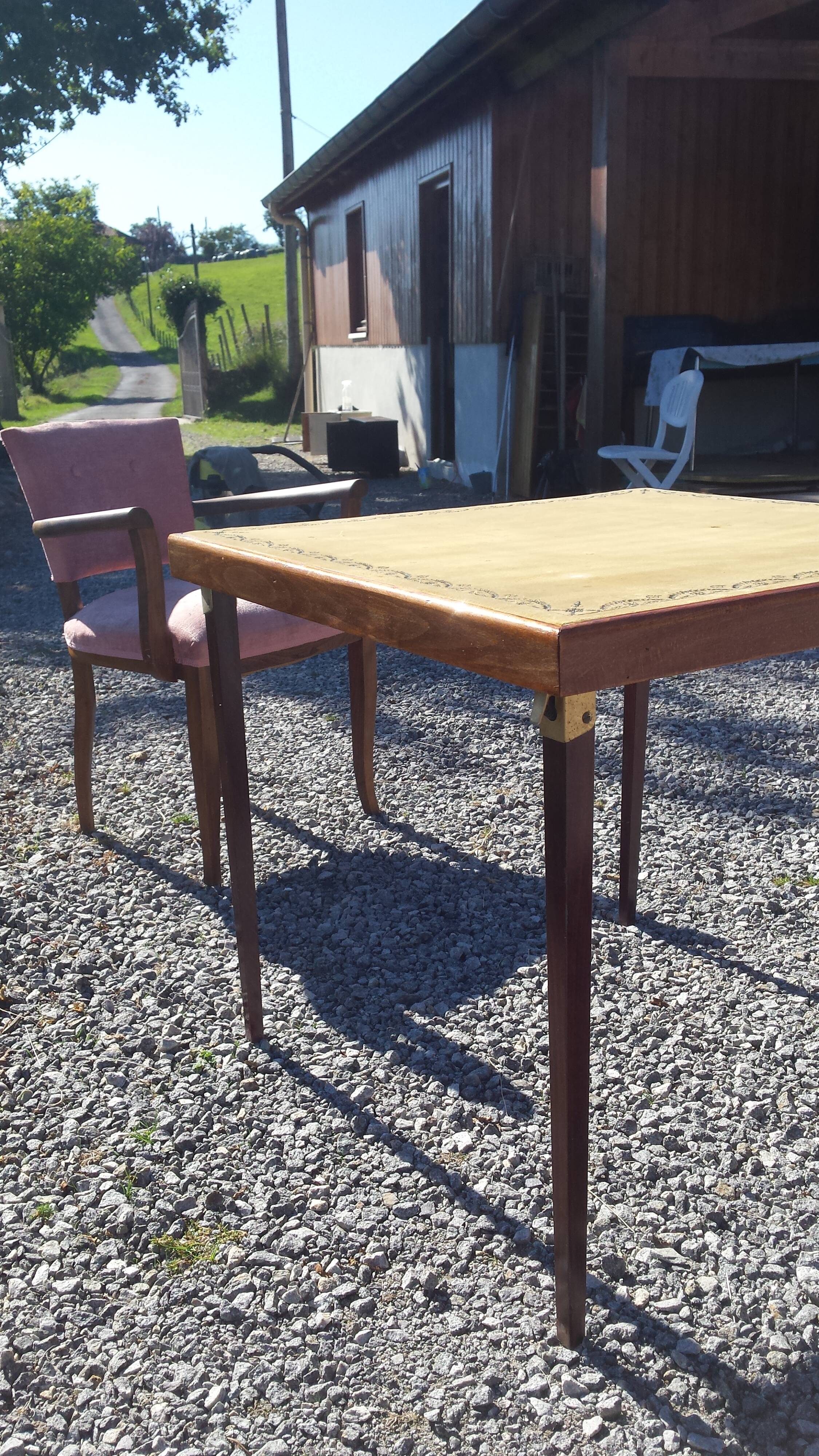 Game table, bridge table