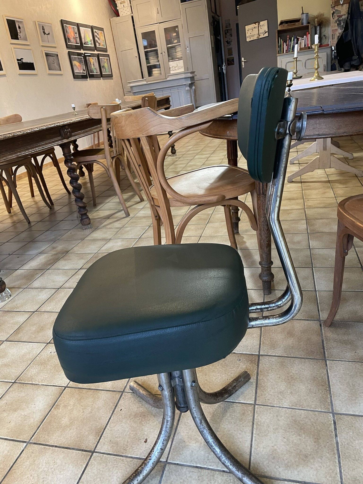 Chaise d’atelier style Pullman