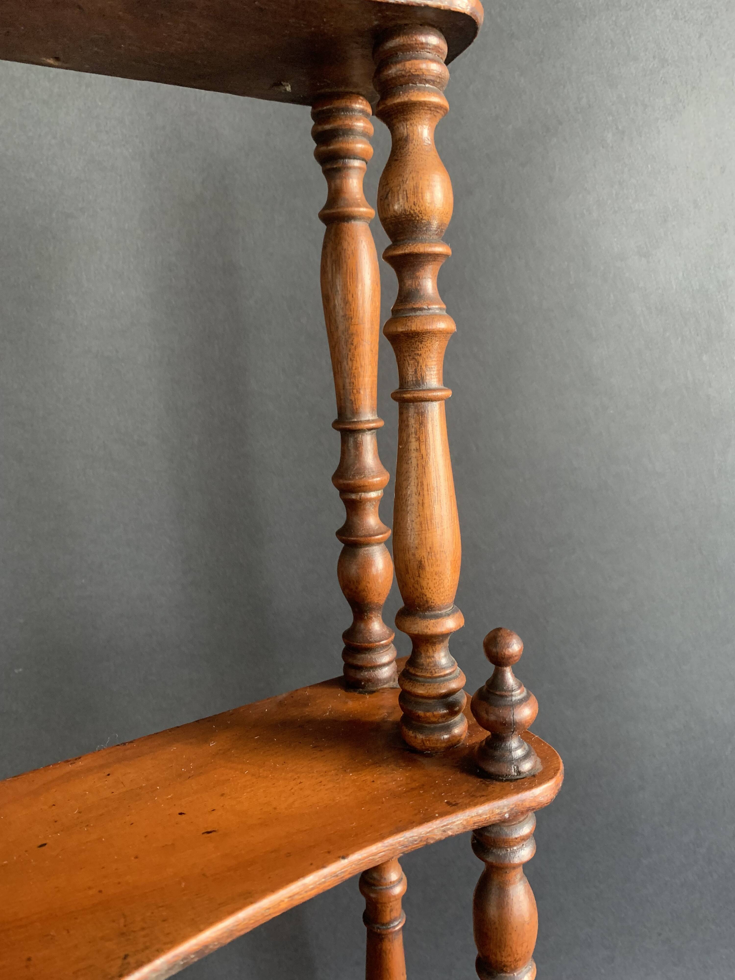 Napoleon III wall shelf in turned wood, 19th century