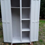 Paris wardrobe white gray