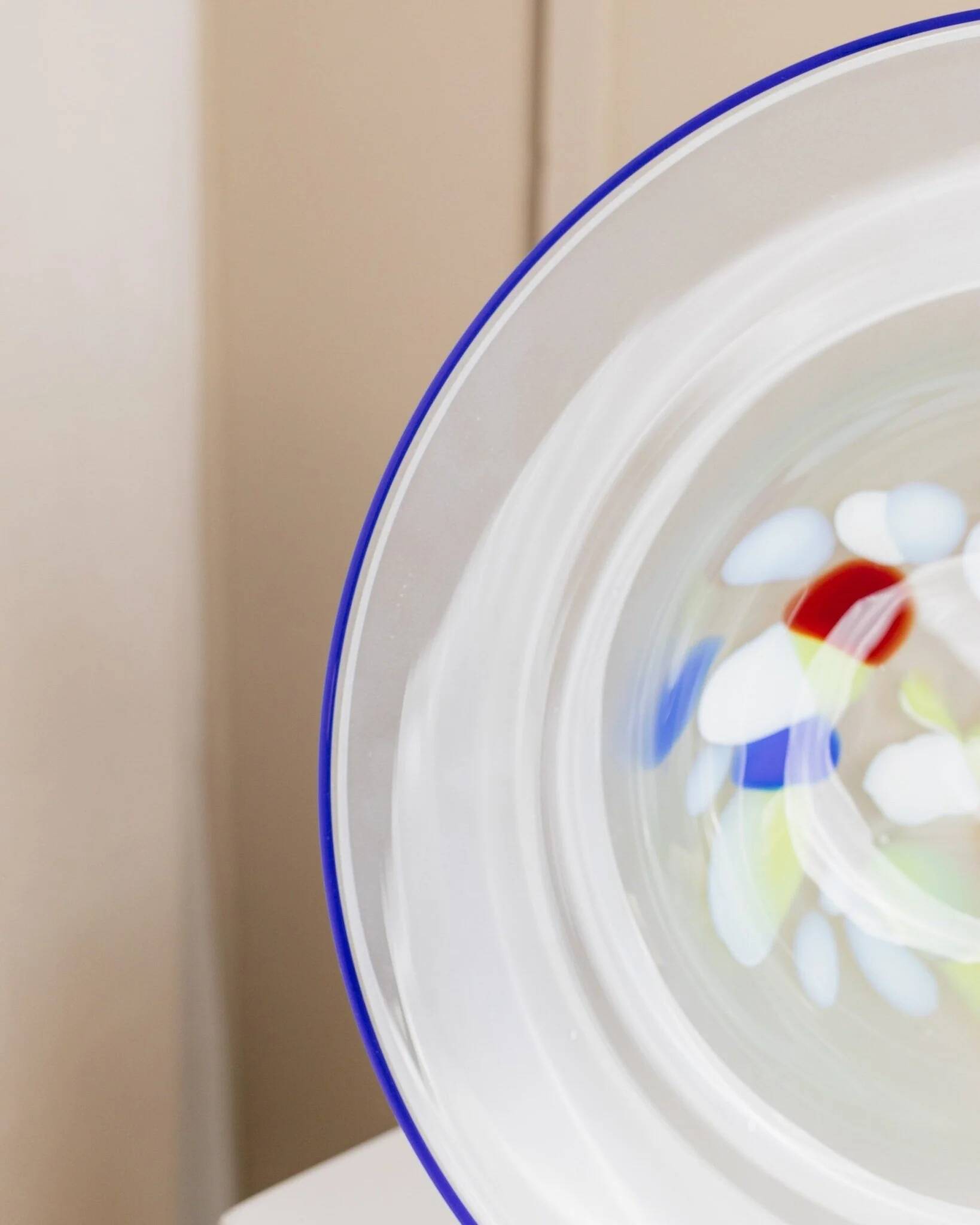 XL Vintage Murano Glass Bowl with Blue Rim and Multicolor Dots – Mouth-Blown Italian Glass, 1980s Pop Art