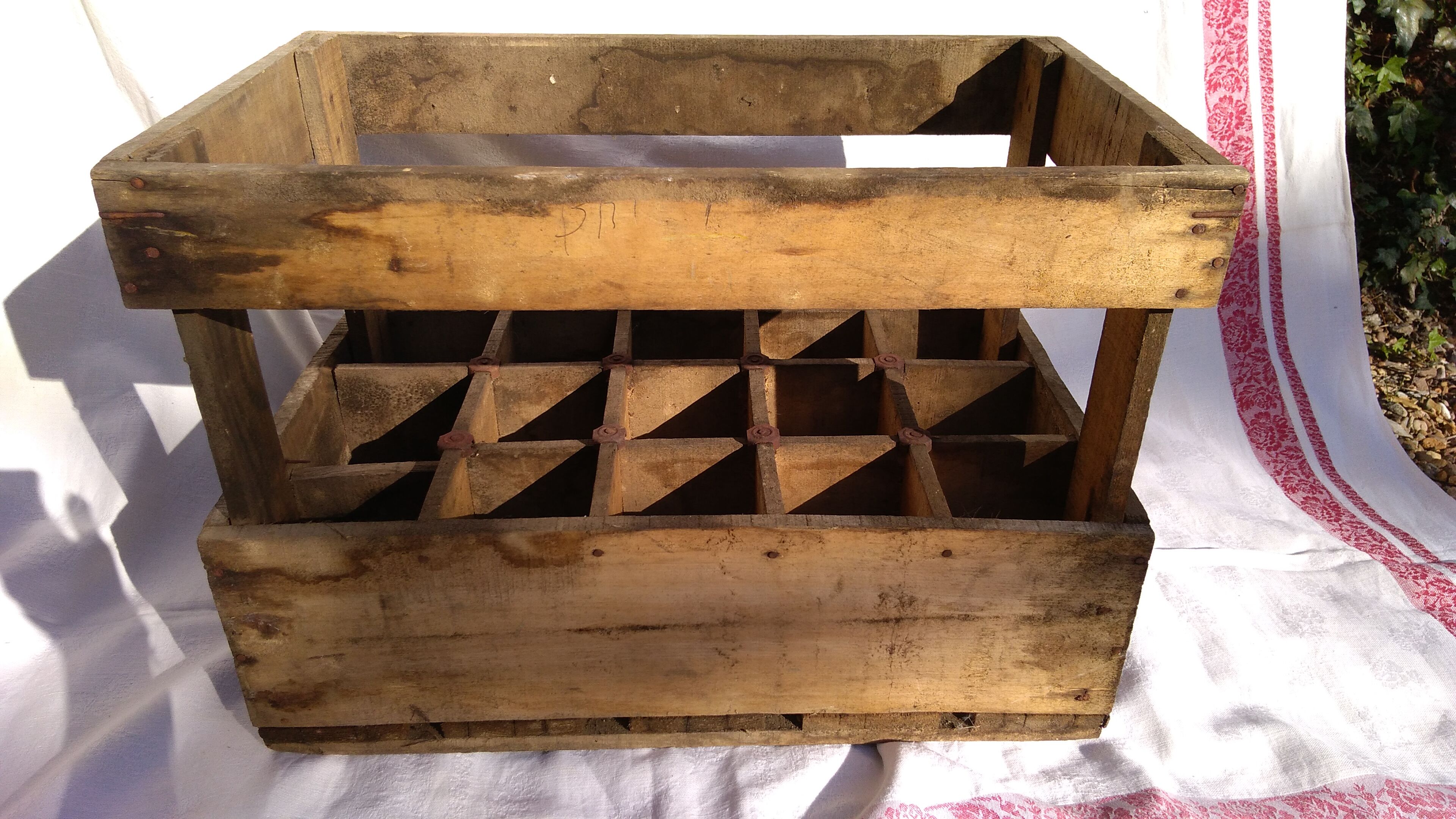 Wooden bottle locker