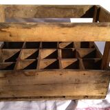 Wooden bottle locker