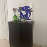 Antique chest of drawers