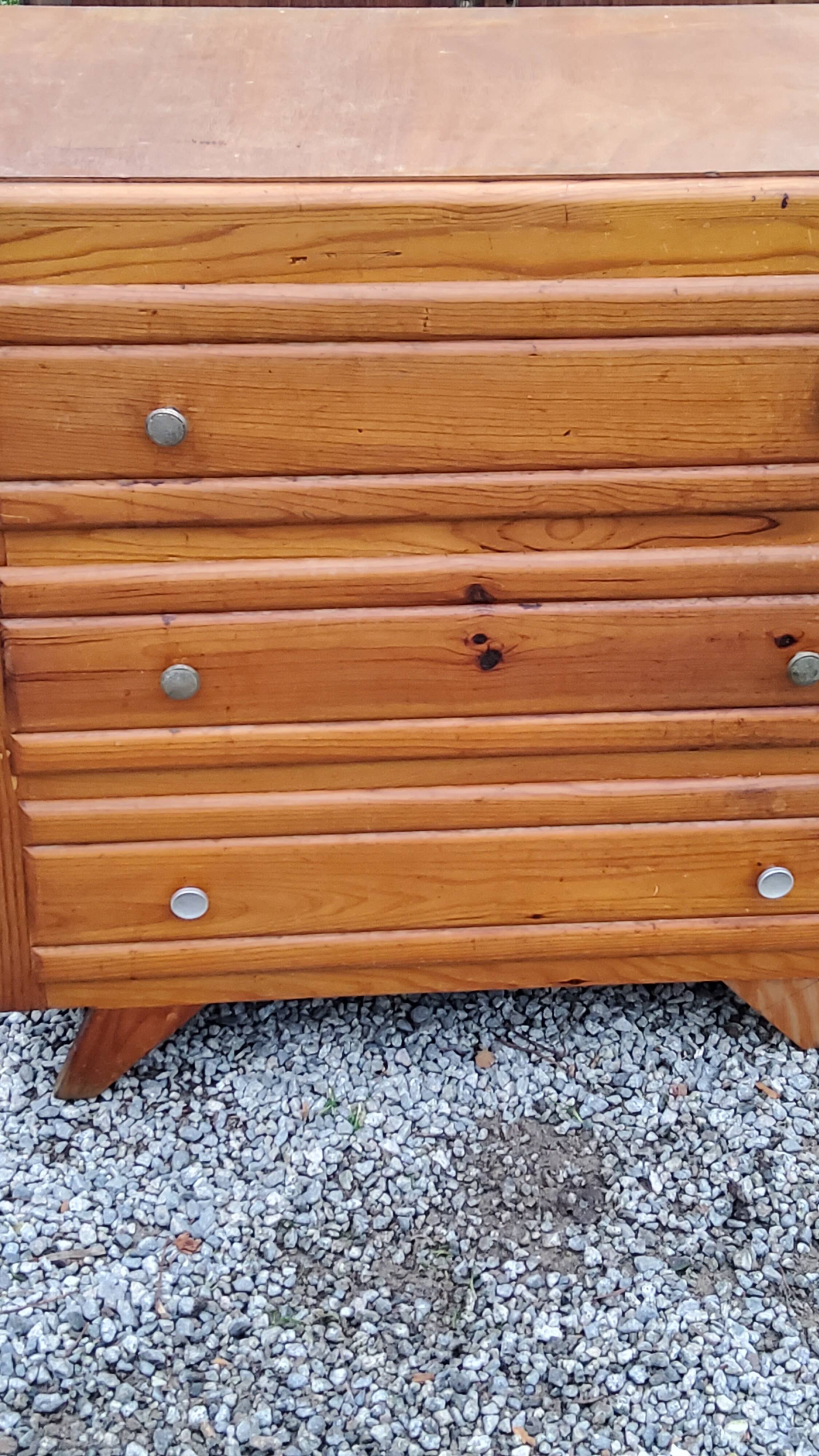 Vintage chest of drawers from the 50s with compass feet and 3 drawers