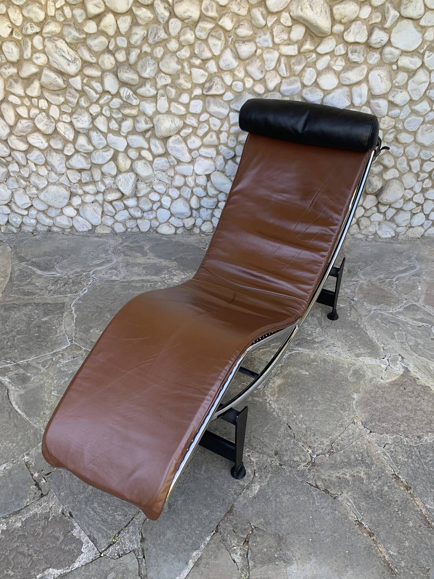 LC4 brown leather by Le Corbusier, Jeanneret & Perriand, Cassina, 1980