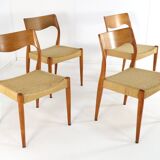 Ensemble de 4 eetkamerstoelen Fristho team naar Niels O Moller modèle 71