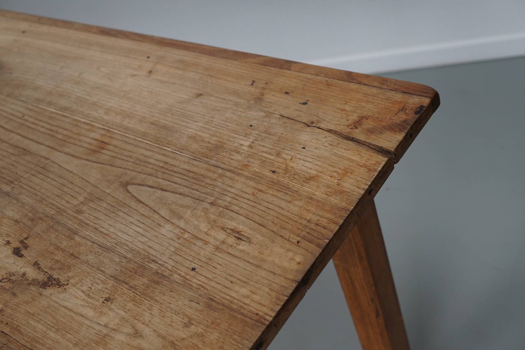 Antique Elm Early 20th Century French Rustic Farmhouse Dining Table