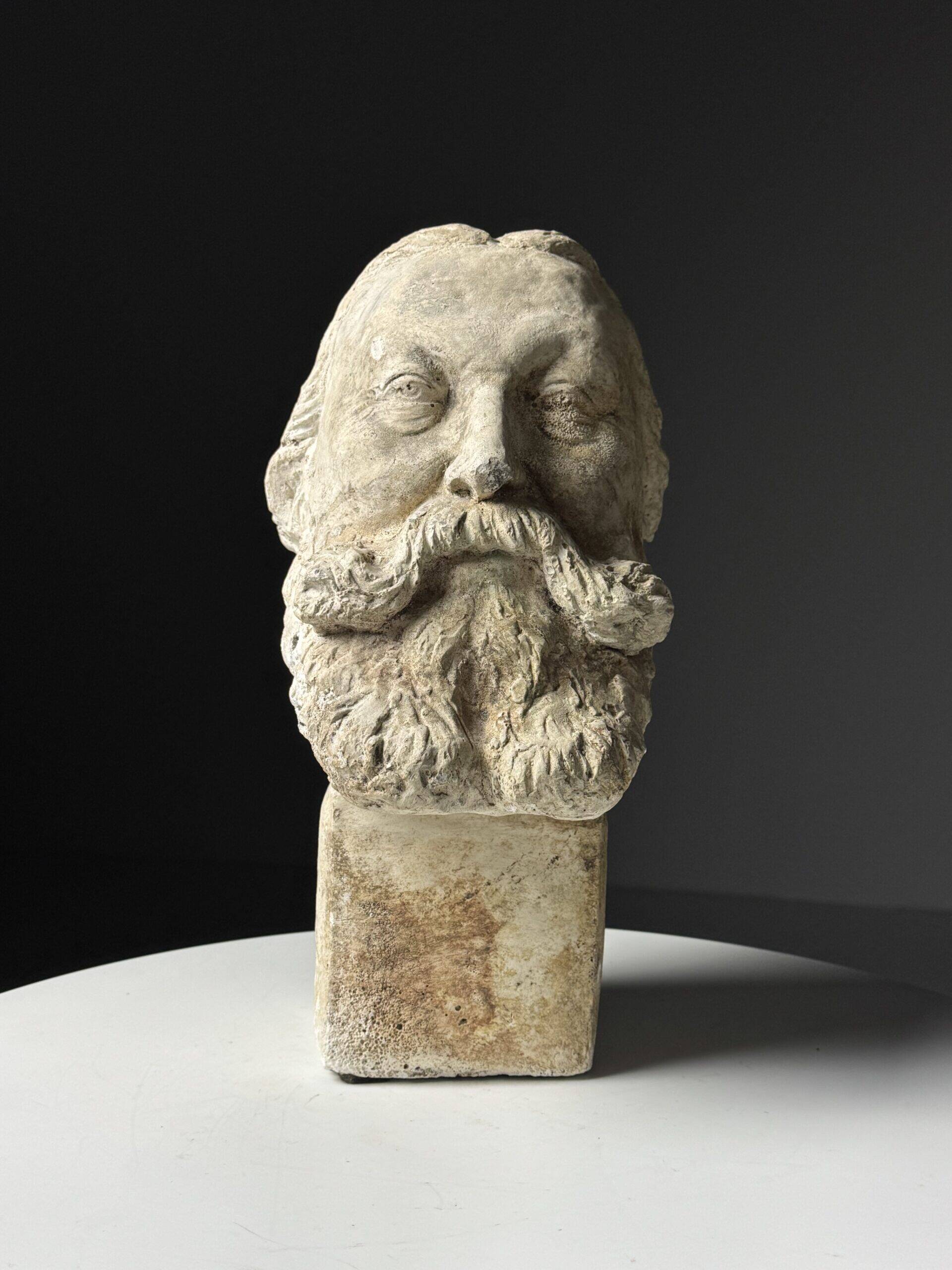 Plaster bust classic head
