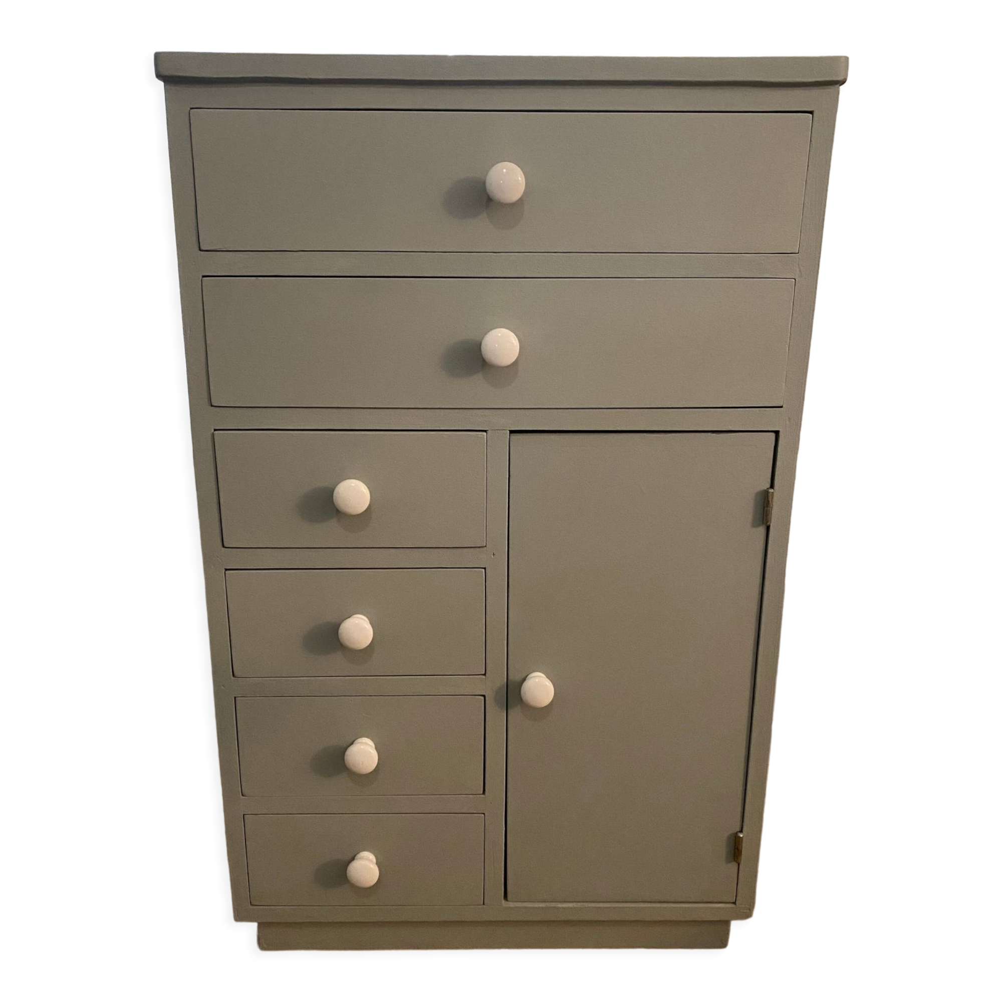 Small chest of drawers
