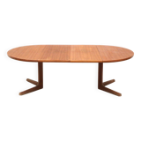Large vintage extendable oval dining table by Glostrup made in the 60s