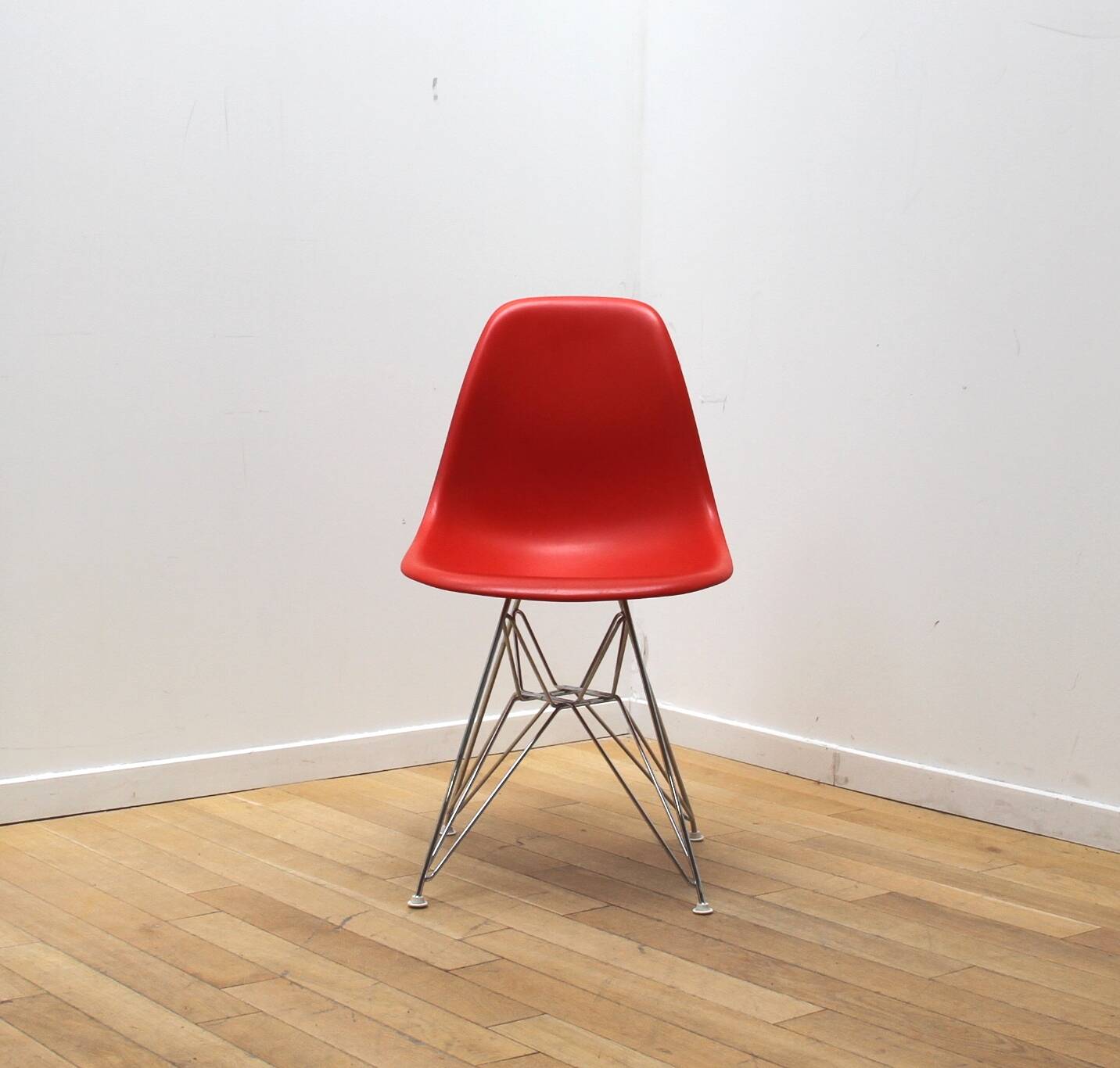 DSR Chair, Charles & Ray Eames Vitra