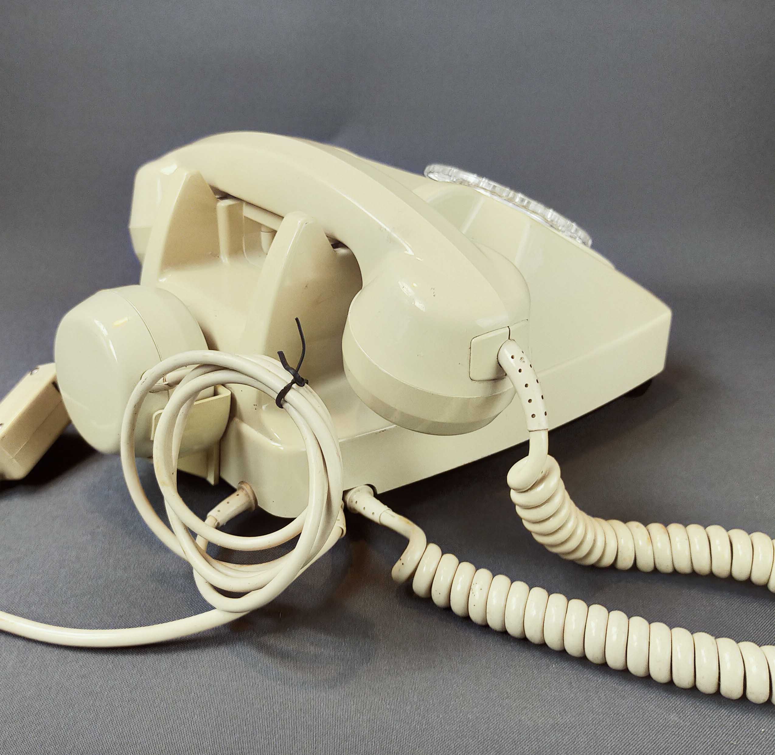 Socotel S63 beige dial phone